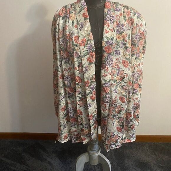 A Touch of Rue Vintage Floral cardigan, size 3X - Picture 1 of 6